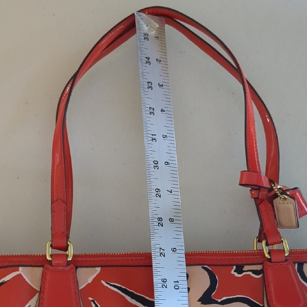 Coach Red and Black Floral Shoulder Bag - Picture 5 of 8